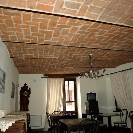 Degli Sfizi Oda ve Kahvaltı 4*