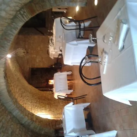 Degli Sfizi Oda ve Kahvaltı 4*