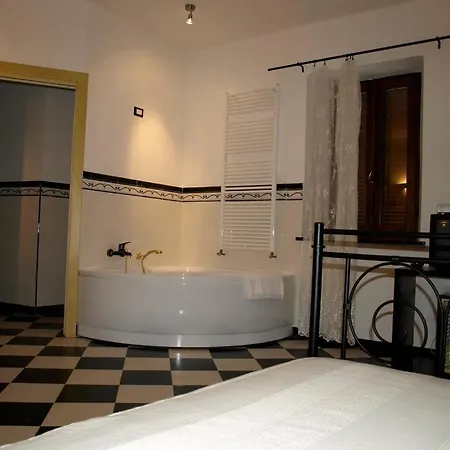 Oda ve Kahvaltı Degli Sfizi